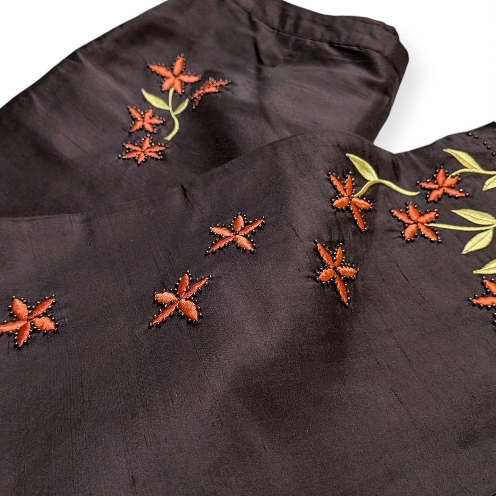 Harold's‎ Brown Embroidered Floral Capri Pants Orange Flowers Size 8 Designer - Picture 6 of 10
